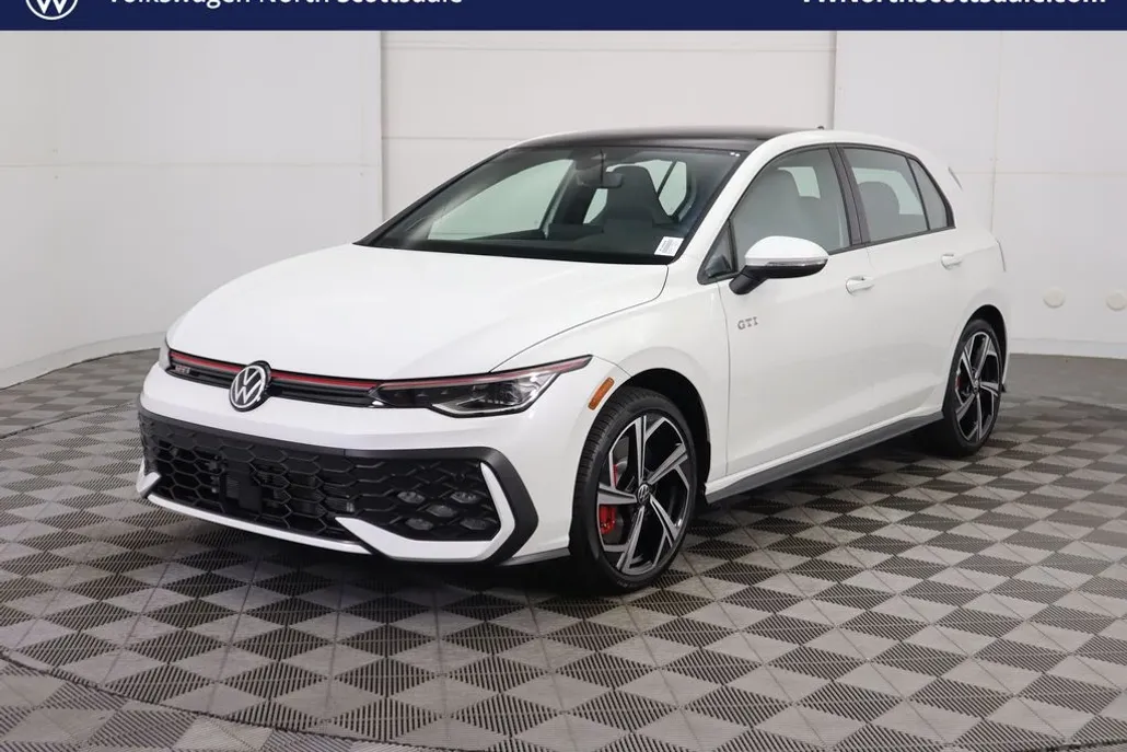 2025 Volkswagen Golf GTI SE photo 1