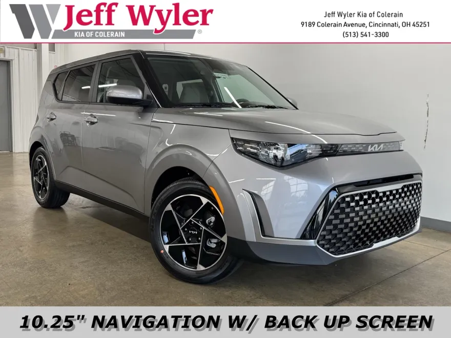 2025 Kia Soul EX photo 1