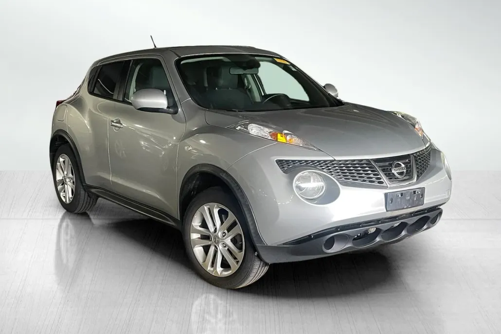 2013 Nissan Juke SV photo 1