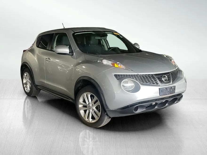 2013 Nissan Juke SV photo 1