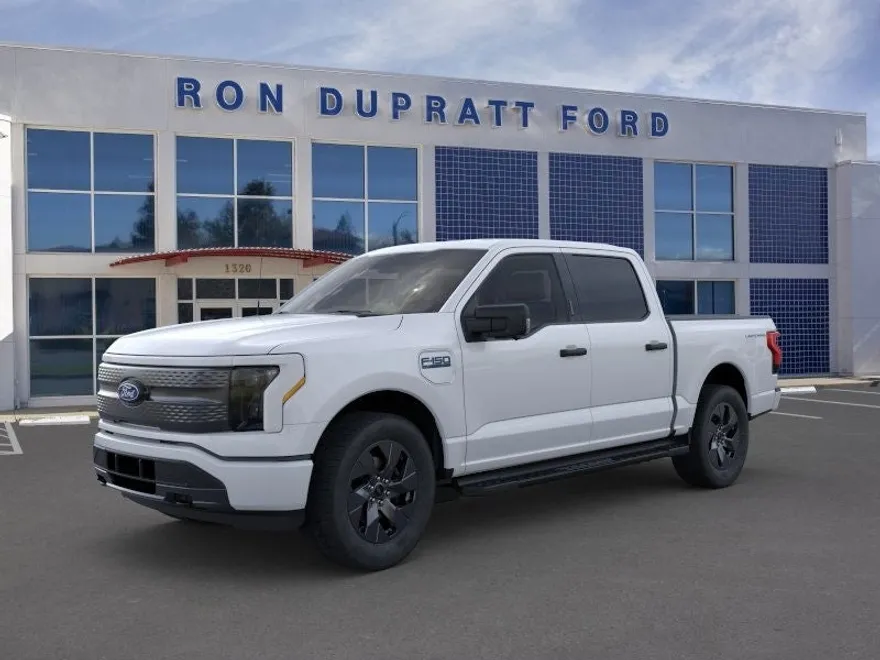 2024 Ford F-150 Lightning XLT photo 1
