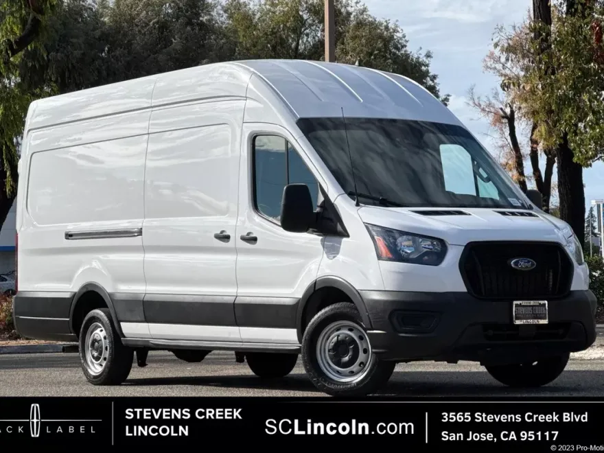 2022 Ford Transit photo 1
