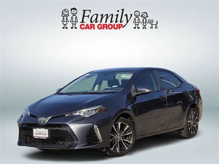2018 Toyota Corolla SE photo 1