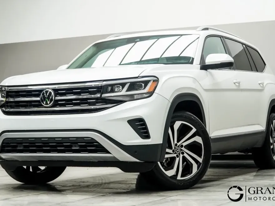 2022 Volkswagen Atlas SEL photo 1