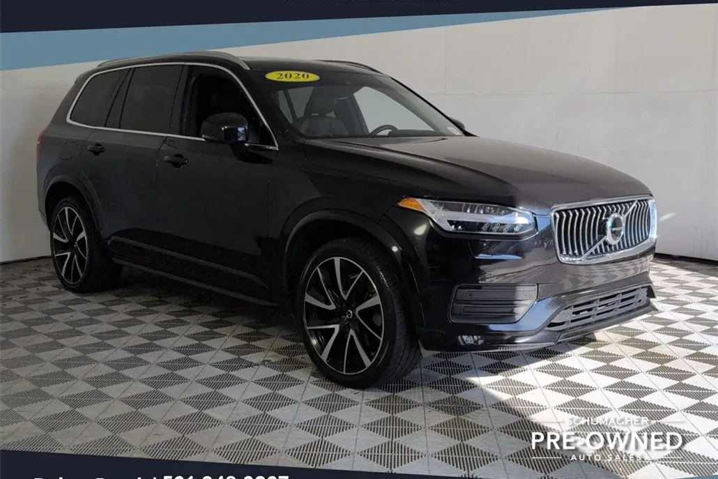 2020 Volvo XC90 T6 Momentum photo 1