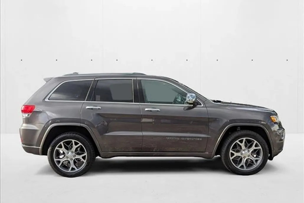 2019 Jeep Grand Cherokee Overland photo 1