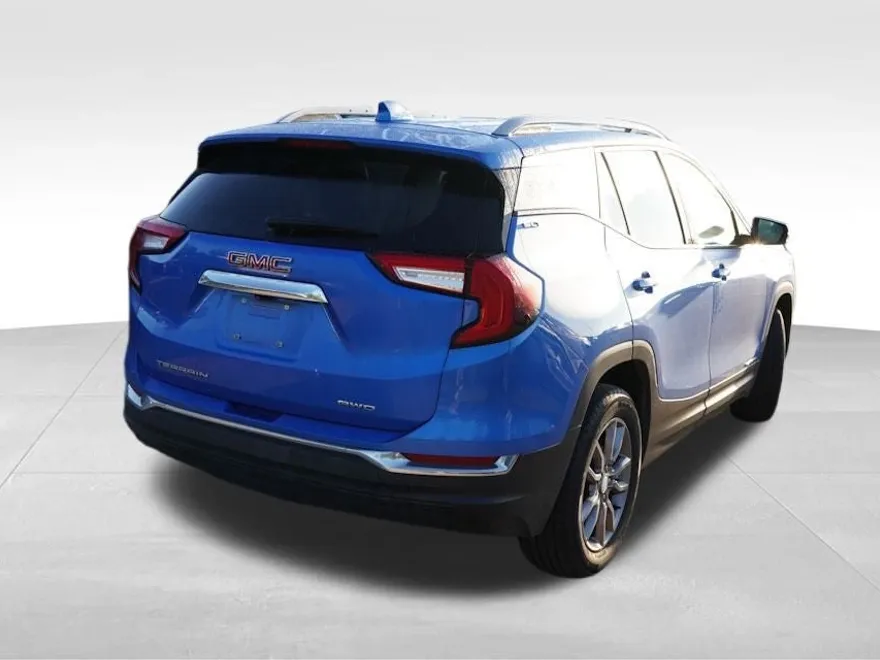 2024 Gmc Terrain SLT photo 1