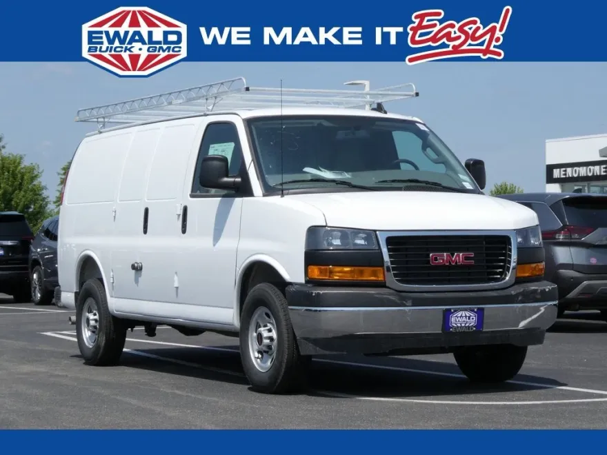 2025 Gmc Savana Cargo 3500 photo 1