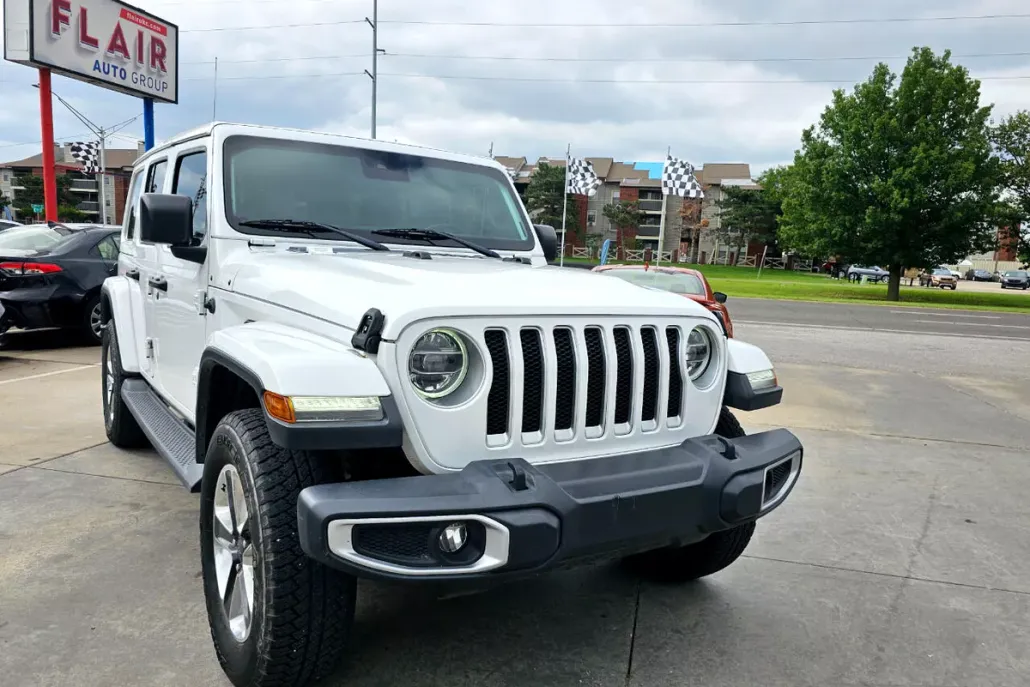 2019 Jeep Wrangler Unlimited Sahara photo 1