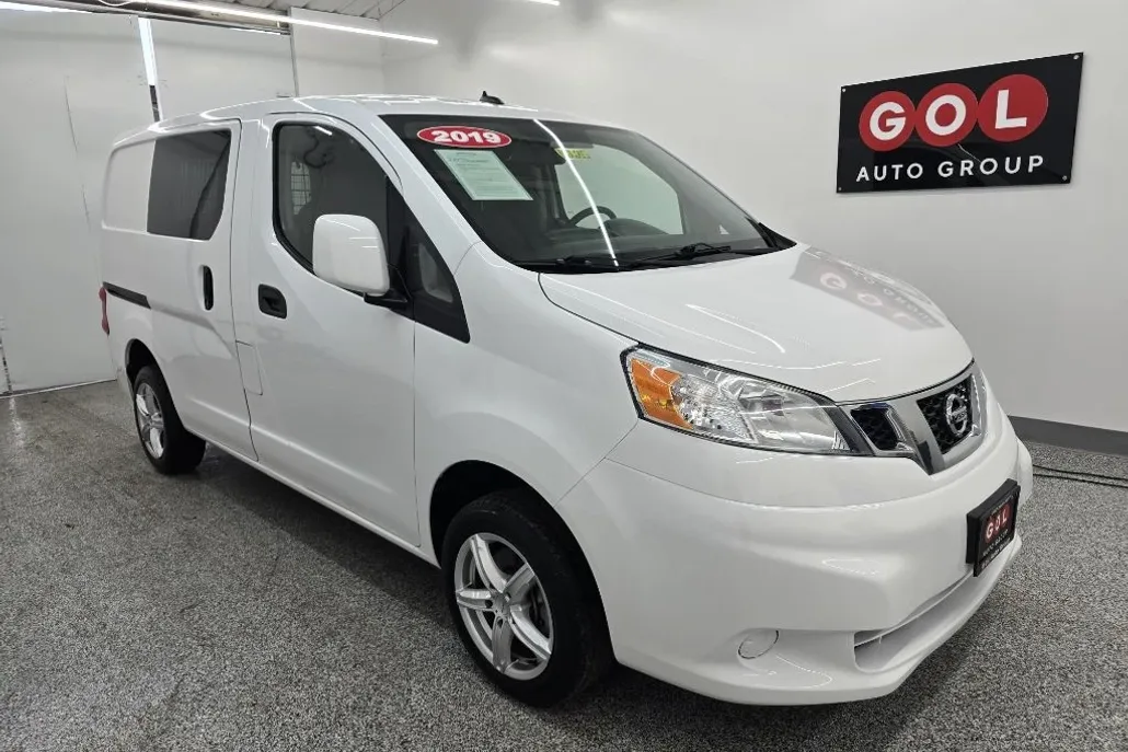 2019 Nissan NV200 S photo 1
