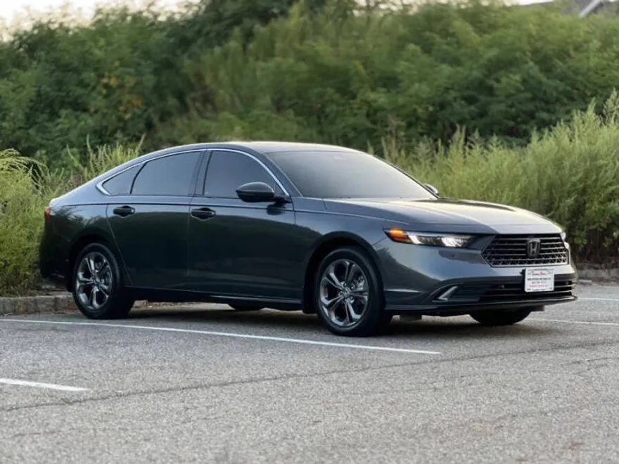 2024 Honda Accord Hybrid EX-L photo 1