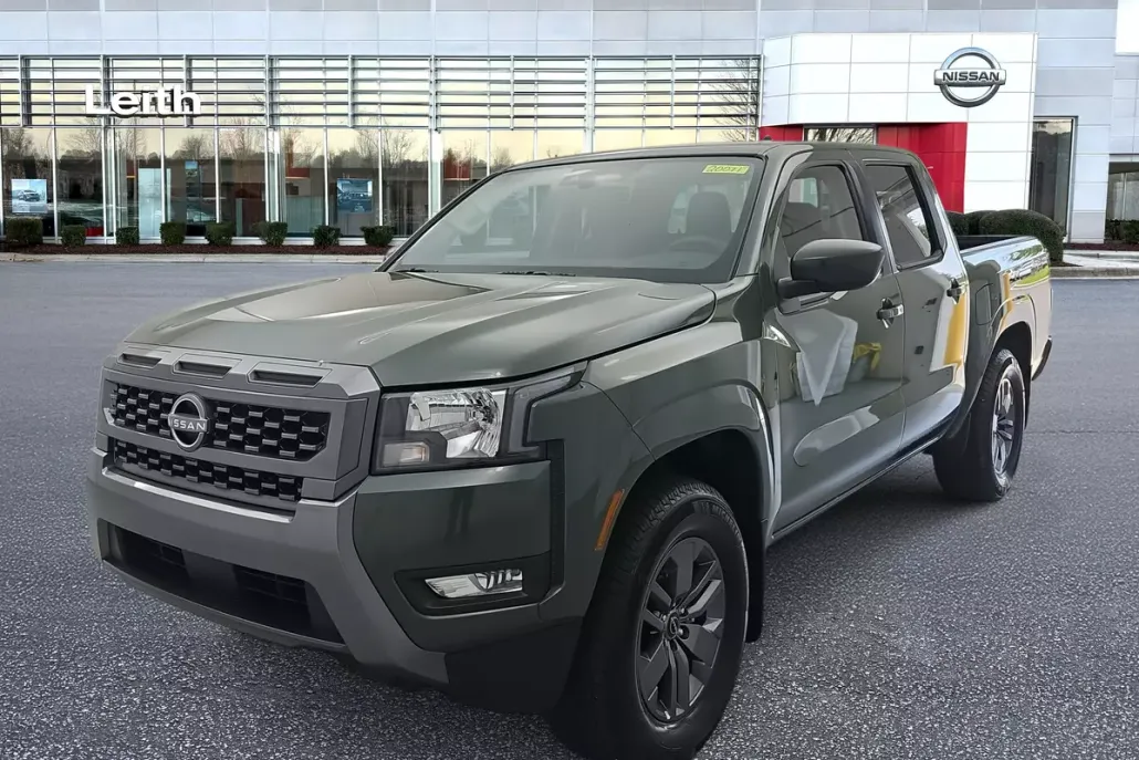 2025 Nissan Frontier SV photo 1