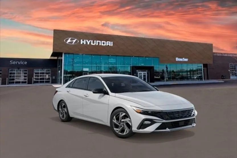 2025 Hyundai Elantra SEL Sport photo 1