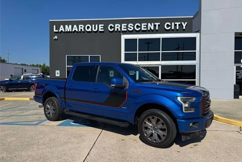 2017 Ford F-150 Lariat photo 1