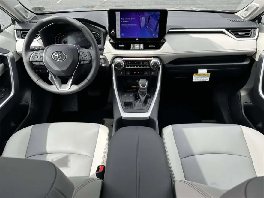 2025 Toyota RAV4 XLE Premium photo 1