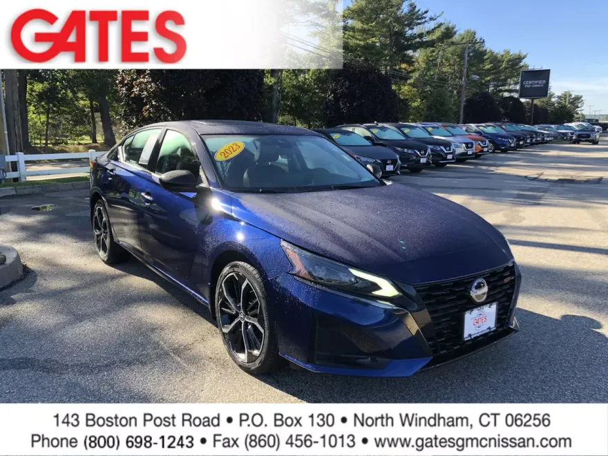 2023 Nissan Altima 2.5 SR photo 1