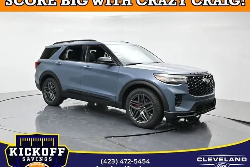 2025 Ford Explorer ST photo 1