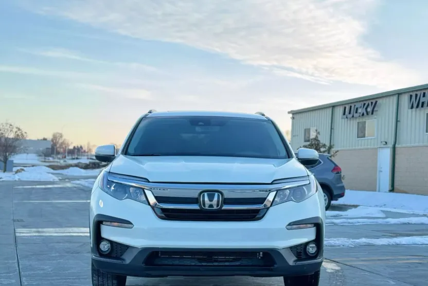 2022 Honda Pilot Special Edition Sport photo 1