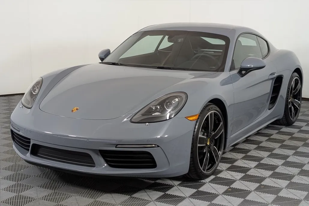 2025 Porsche Cayman photo 1