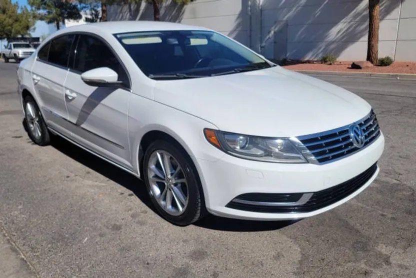 2016 Volkswagen CC 2.0T Sport photo 1