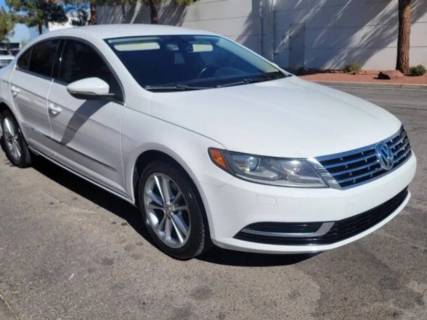 2016 Volkswagen CC 2.0T Sport photo 1