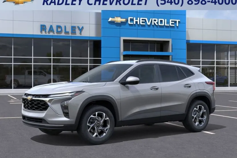 2026 Chevrolet Trax LT photo 1