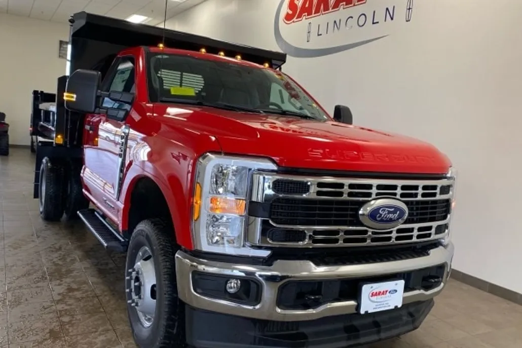 2024 Ford F-350 XL photo 1
