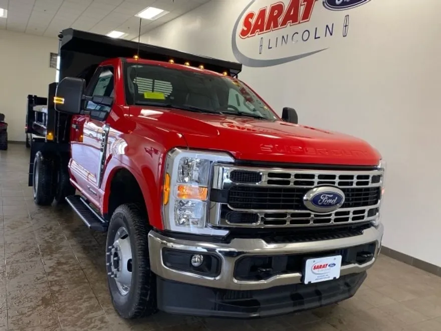 2024 Ford F-350 XL photo 1
