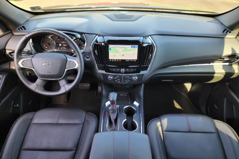 2022 Chevrolet Traverse RS photo 1