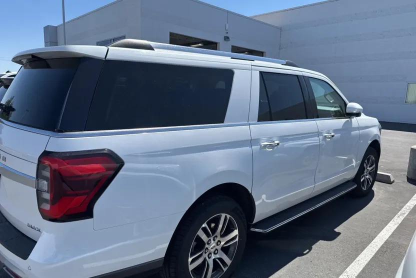 2023 Ford Expedition MAX Limited photo 1