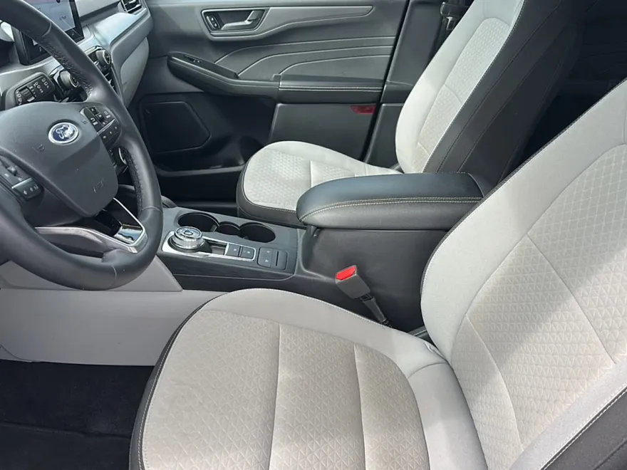 2024 Ford Escape Active photo 1