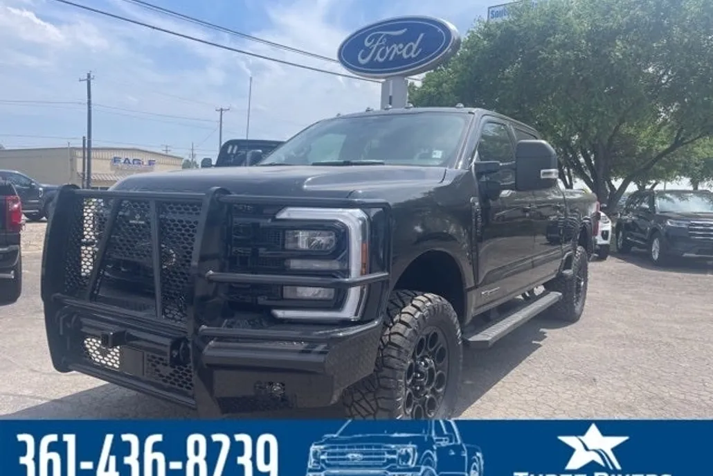 2024 Ford F-250 photo 1