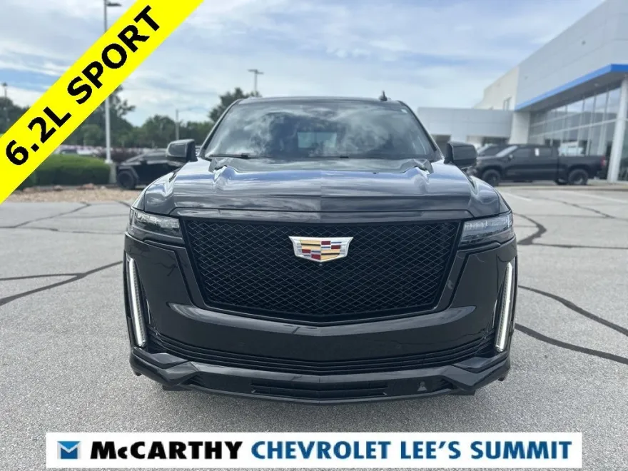 2022 Cadillac Escalade Sport photo 1