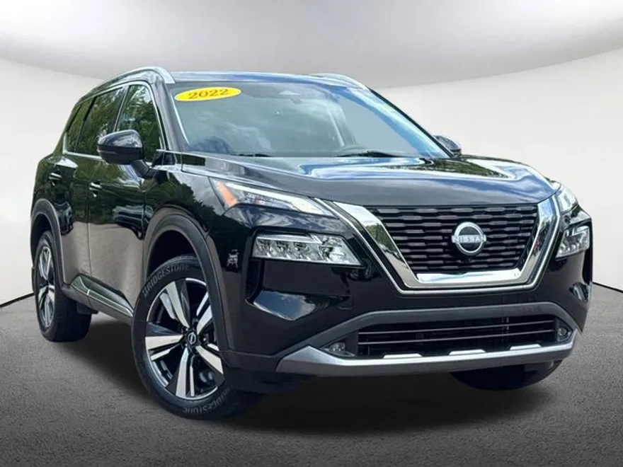 2022 Nissan Rogue SL photo 1