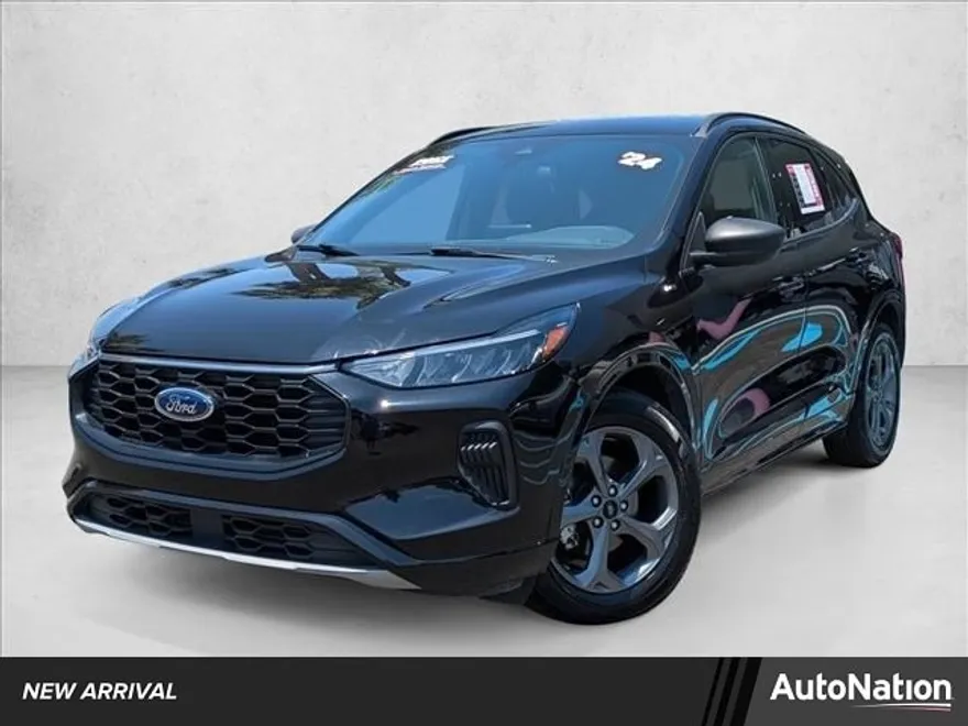 2024 Ford Escape ST-Line photo 1