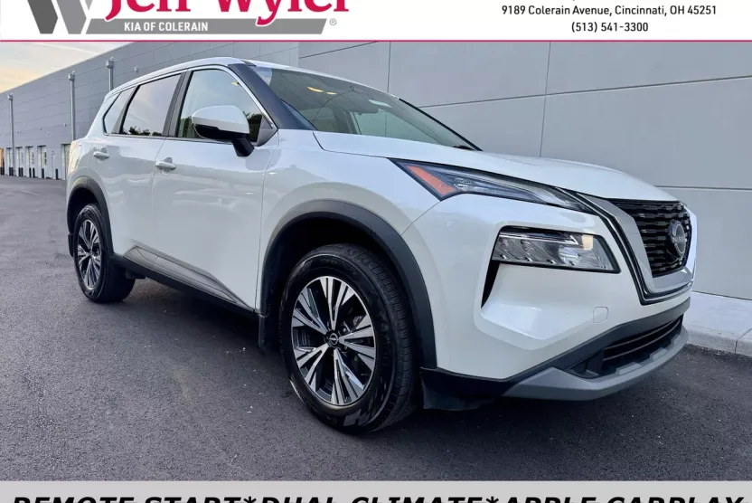 2023 Nissan Rogue SV photo 1