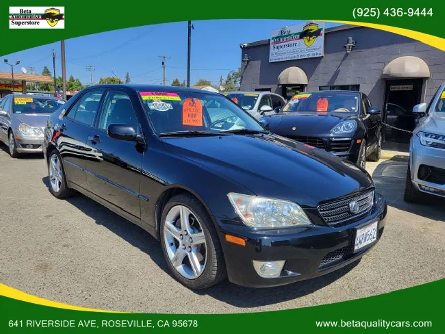 2002 Lexus IS 300 photo 1