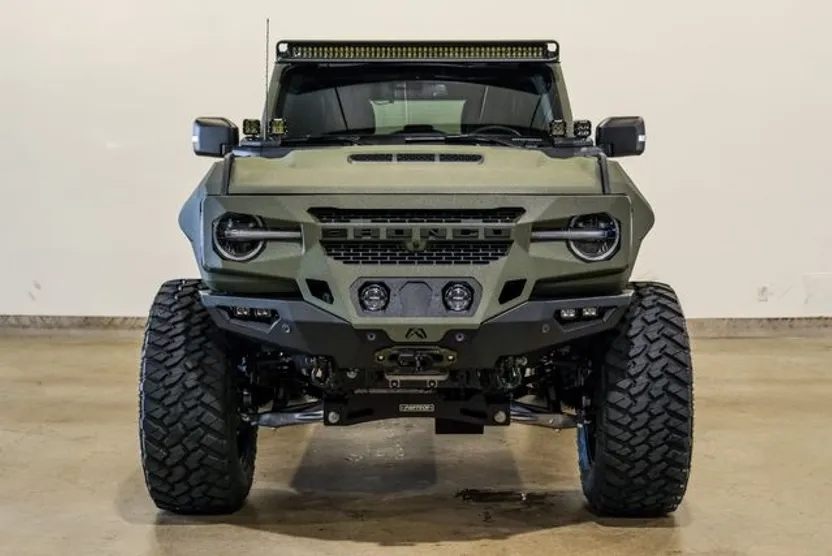 2025 Ford Bronco Badlands photo 1