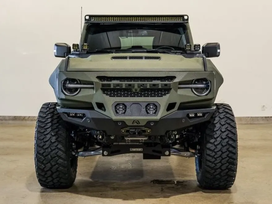 2025 Ford Bronco Badlands photo 1