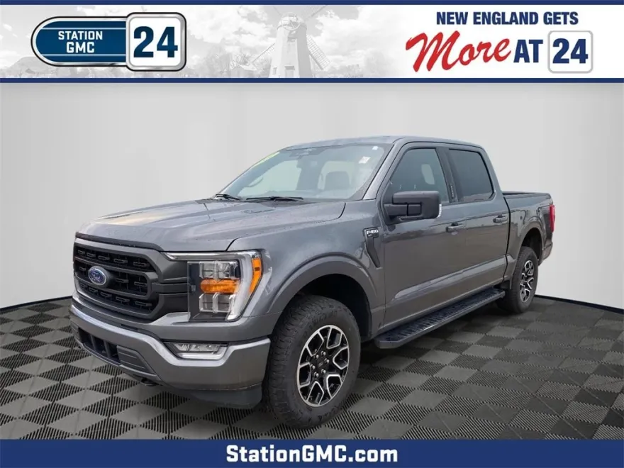 2022 Ford F-150 XL photo 1