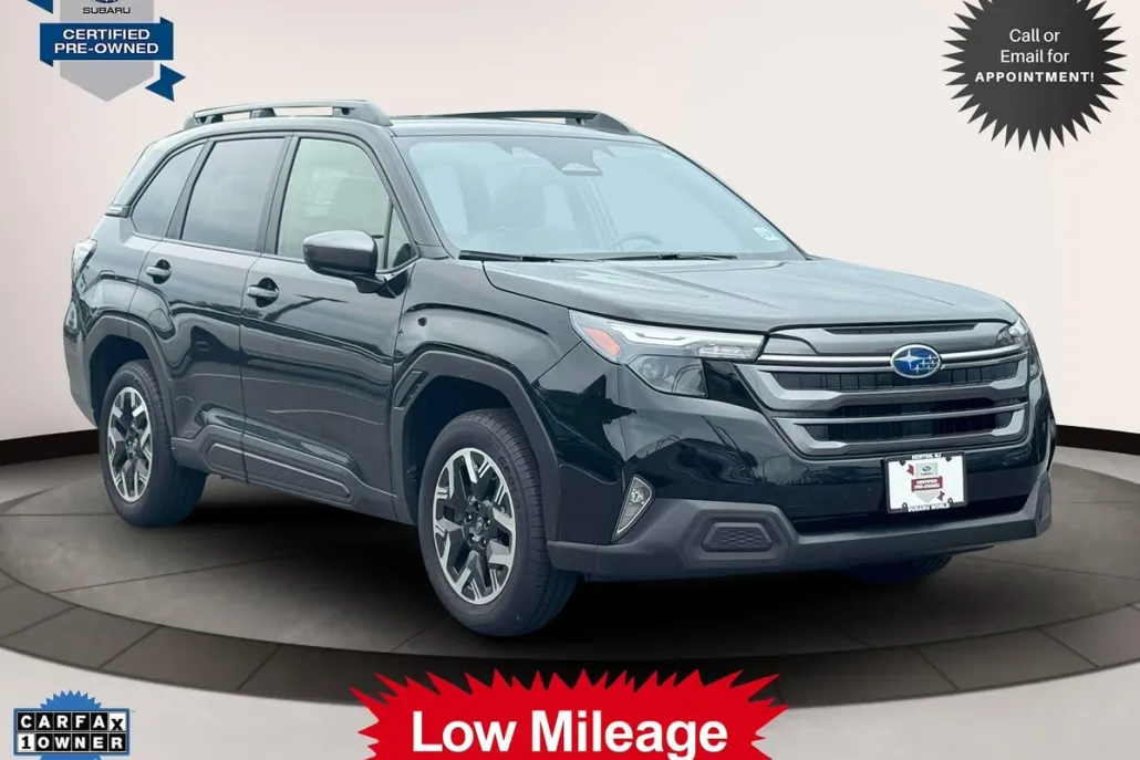 2025 Subaru Forester Premium photo 1