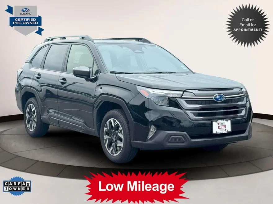 2025 Subaru Forester Premium photo 1