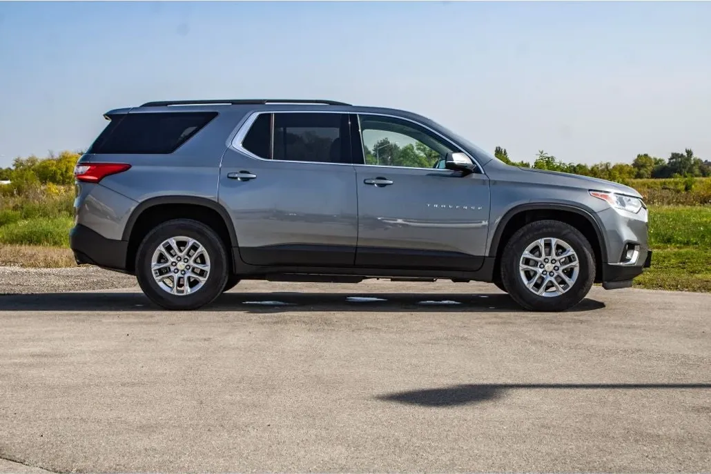 2020 Chevrolet Traverse Leather photo 1