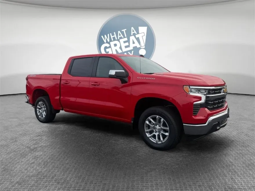 2025 Chevrolet Silverado 1500 LT photo 1