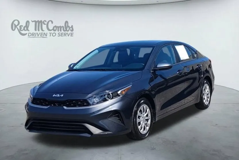 2024 Kia Forte LX photo 1