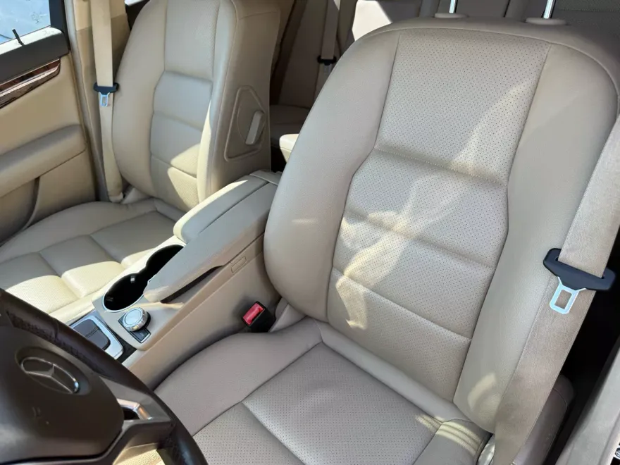 2014 Mercedes Benz C 250 Sport photo 1
