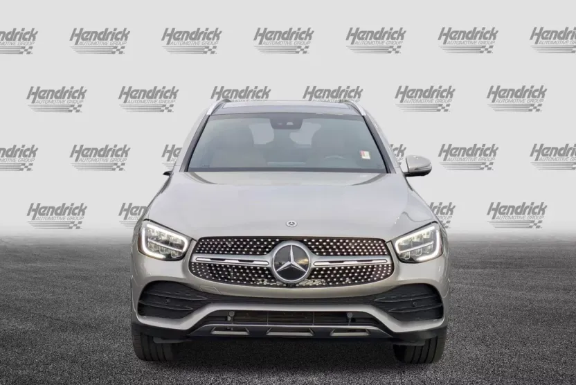 2022 Mercedes Benz GLC 300 photo 1