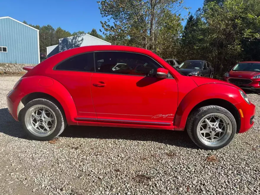 2015 Volkswagen Beetle 1.8T photo 1