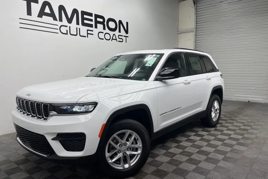 2025 Jeep Grand Cherokee Laredo X photo 1