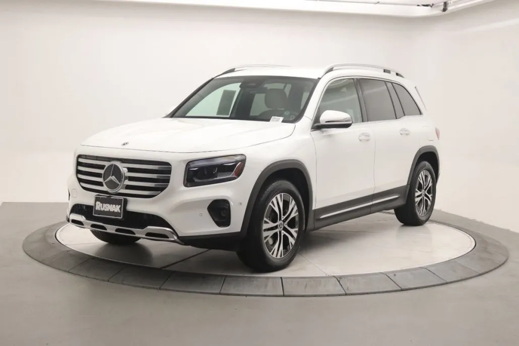 2025 Mercedes Benz GLB 250 photo 1